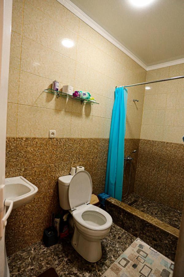 Guesthouse Gua Kutaisi Esterno foto