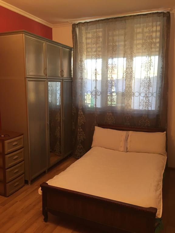 Guesthouse Gua Kutaisi Esterno foto