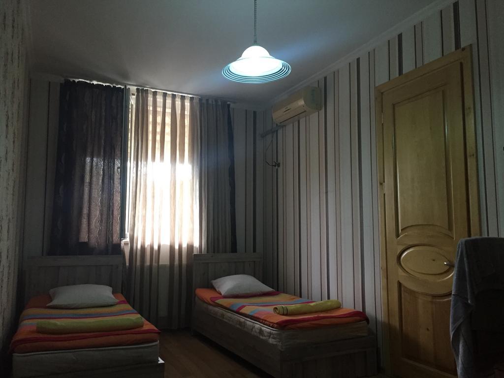 Guesthouse Gua Kutaisi Esterno foto